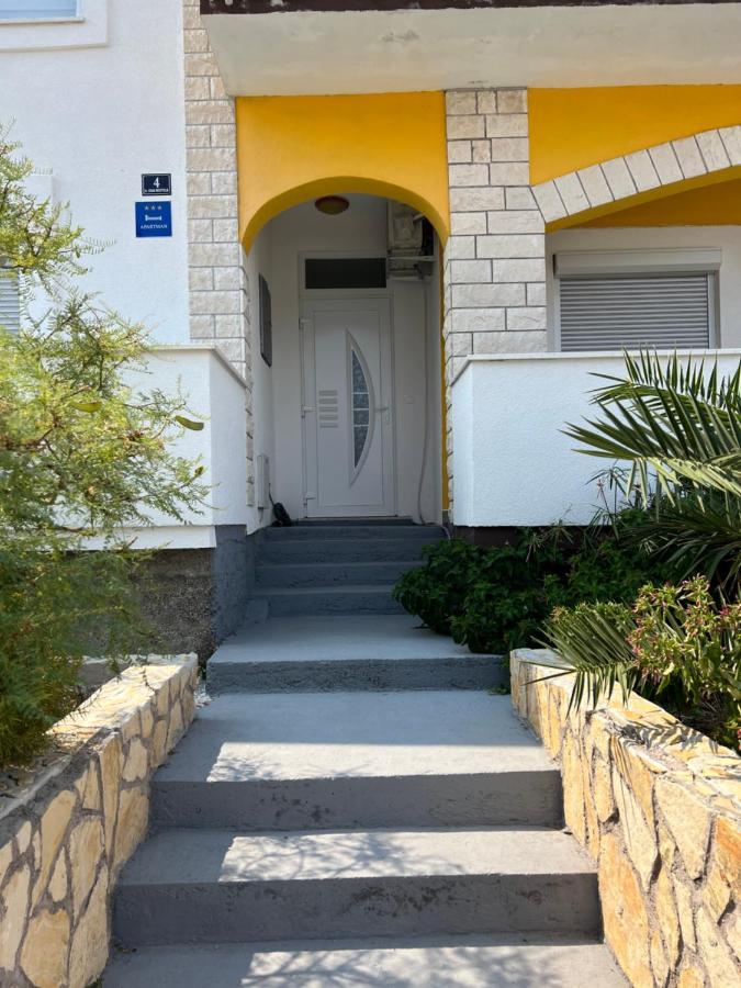 Apartment Vujcic Donji Okrug  Exterior photo